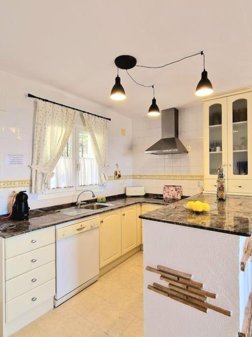 The Blue Dreams House Villa เต็วลาดา ภายนอก รูปภาพ